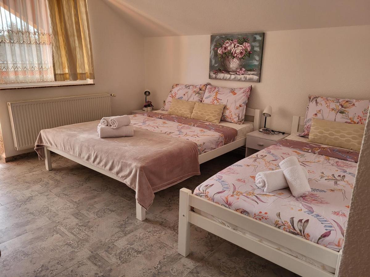 Rooms Sapina Korenica Esterno foto